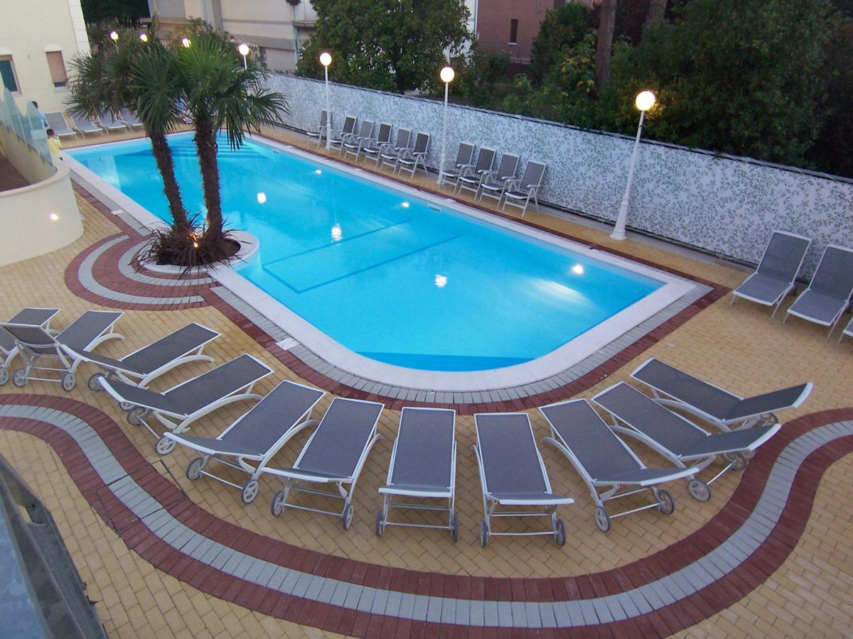 San Carlo 3*